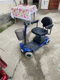 Vand carucior persoane dizabilitati/handicap