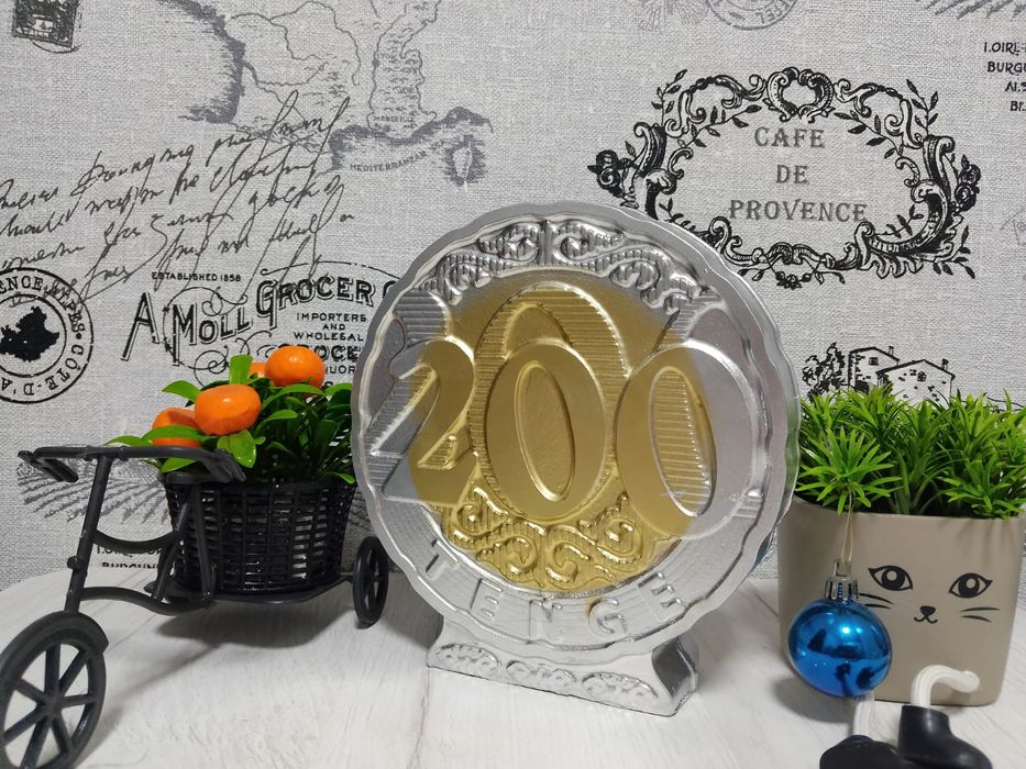 Продам Копилка-сувенир