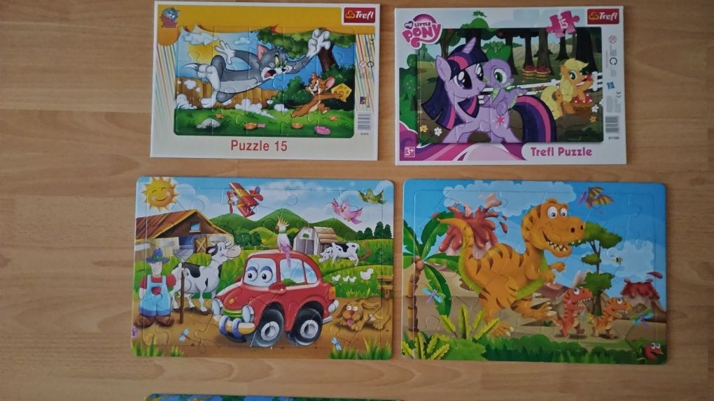 Lot puzzle uri in stare buna