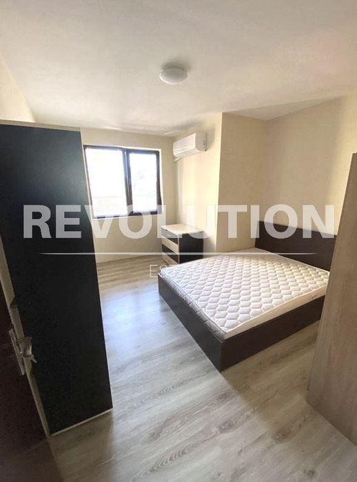 Дава се под наем Двустаен апартамент в Варна, Погреби - 58 кв.м за 375 € - Снимка #3