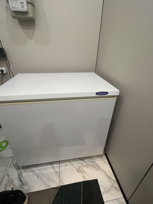 Продам б/у морозильник