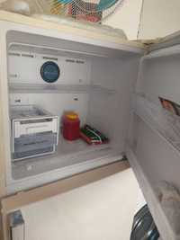 Продается холодильник Самсунг