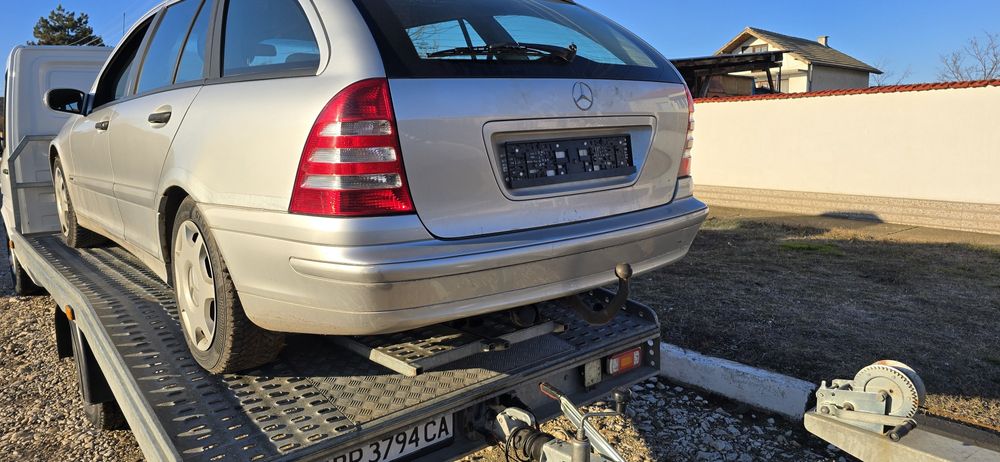 Теглич оригинален Tule Mercedes w203 комби. Два ключа.