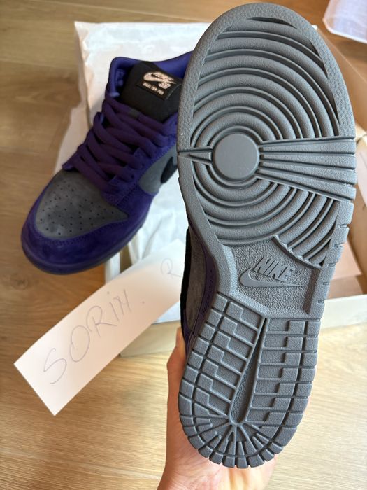 Supreme Nike SB Dunk Low