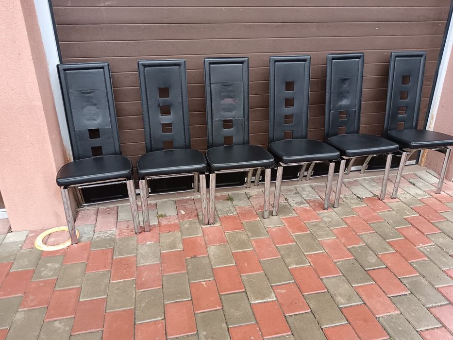 Masa extensibila și 6 scaunee living ara