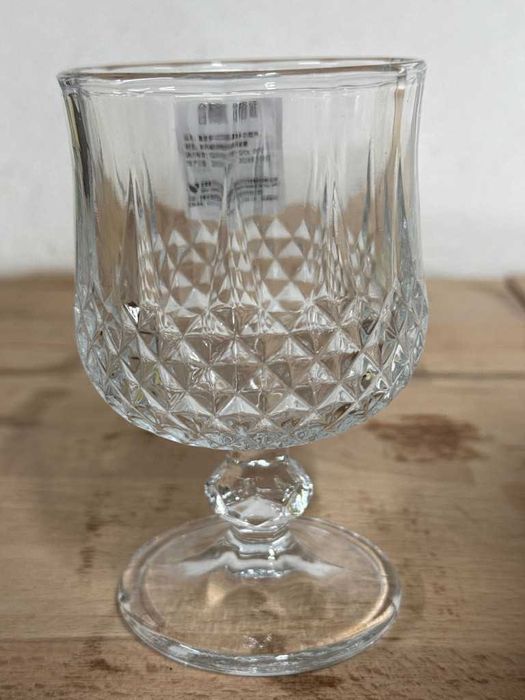 Комплект от 6 чаши за вино