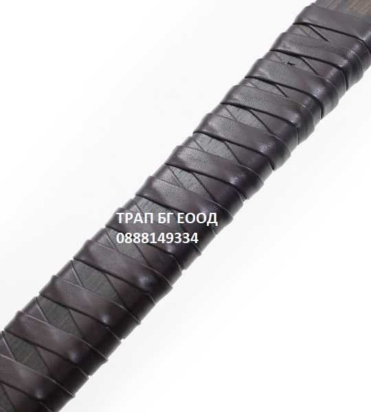 Брадва от филма Viking (Ragnar Lodbrok) Секира с поставка