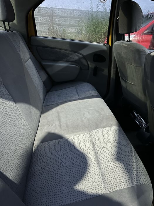Vand Dacia Logan Laureate 1.4MPI + GPL – 2005
