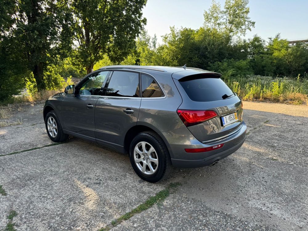 Audi Q5 Sport-Line 4x4 Automat