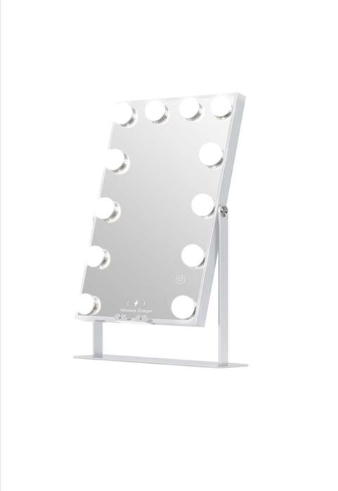 Огледало с лед осветление