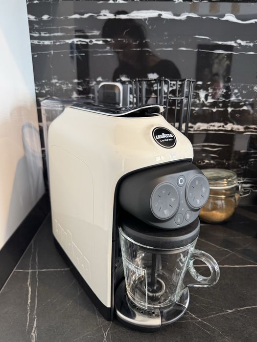 Espressor Lavazza a Modo mio