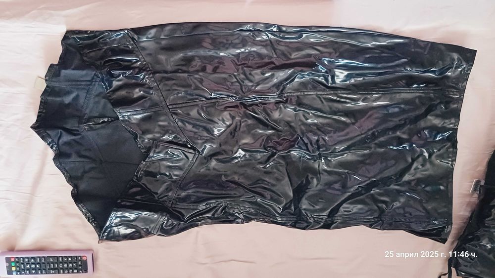 Готически латексов костюм от Necessary Evil