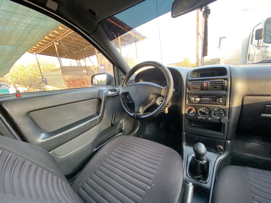 Opel astra 2003 benzinda