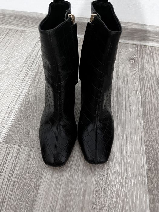 Дамски боти