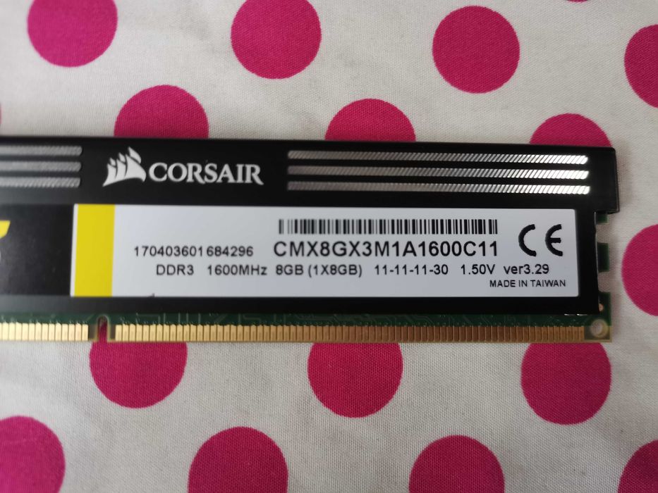 Memorie Ram Corsair XMS3 8 GB (1 X 8 GB) 1600Mhz.