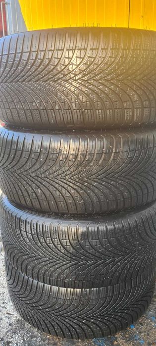 Anvelope all season 225 40 18 Dunlop