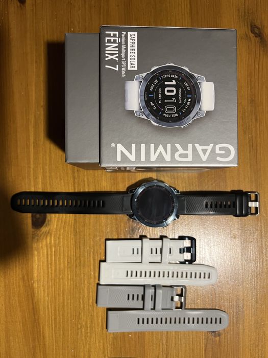 Ceas Garmin Fenix 7 solar saphhire Titanium.