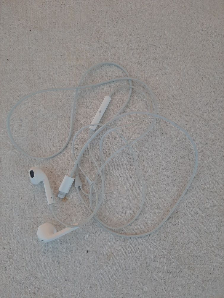 Продам Iphone 8 64гб