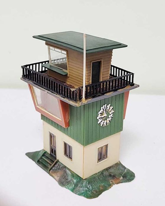 macheta cladiri diorama H0 1:87, turn CFR, .biserica