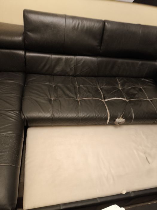 Италиански кожен диван