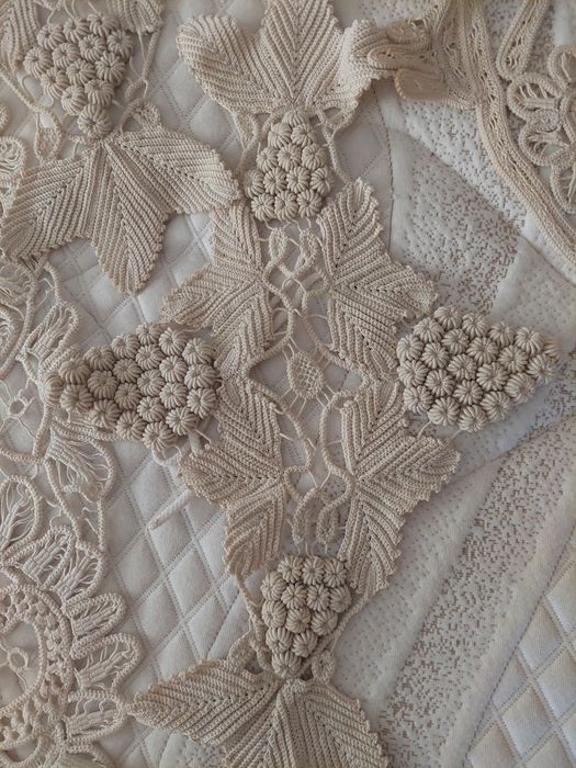Mileuri si fete de masa din  macrame