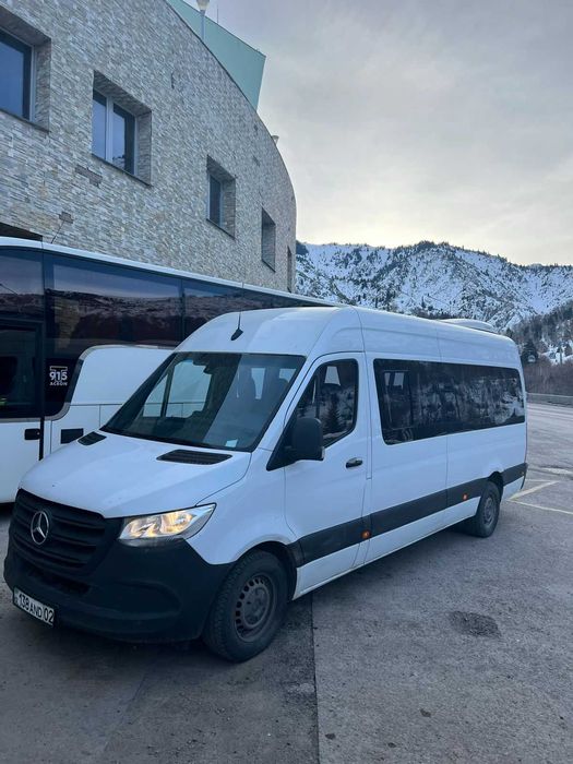 Микроавтобусы на Корпоротив