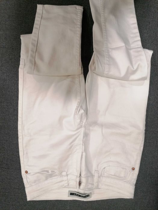 Цветни дамски дънки S размер