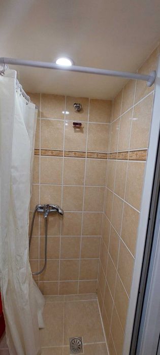 Продава се двустаен апартамент в санирана сграда в гр. Елхово