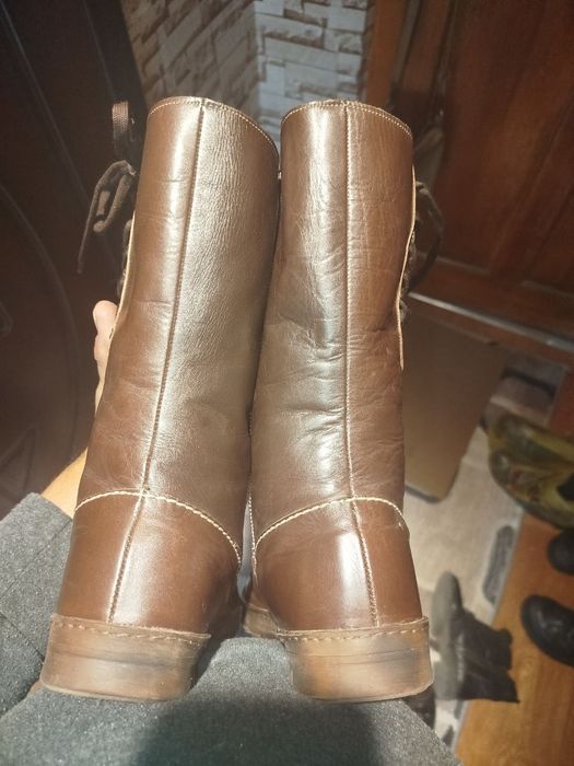 Продаю женские сапоги