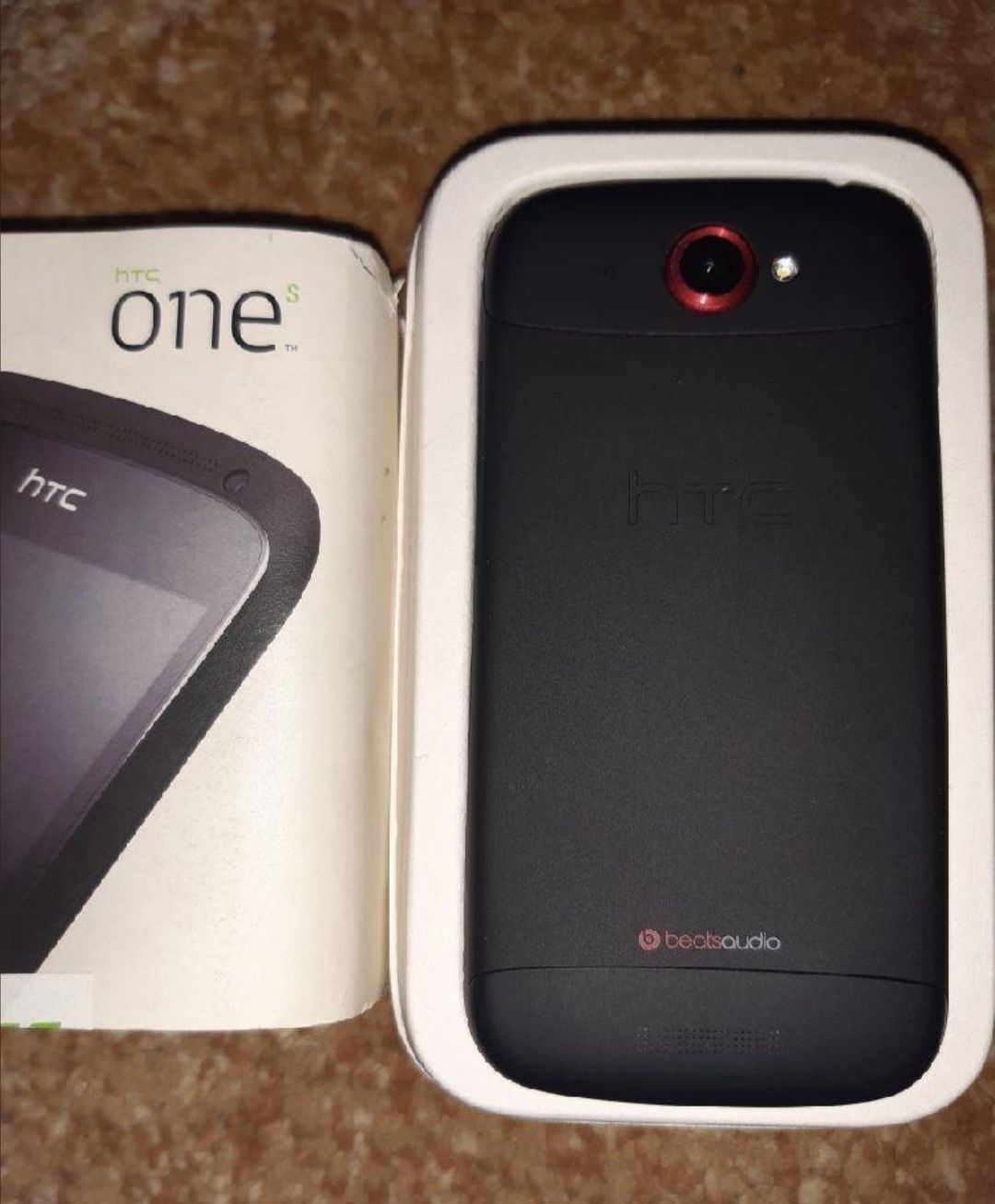 HTC ONE nou pt.vb.muzica