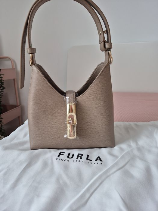 Чанта FURLA Iride в бежово