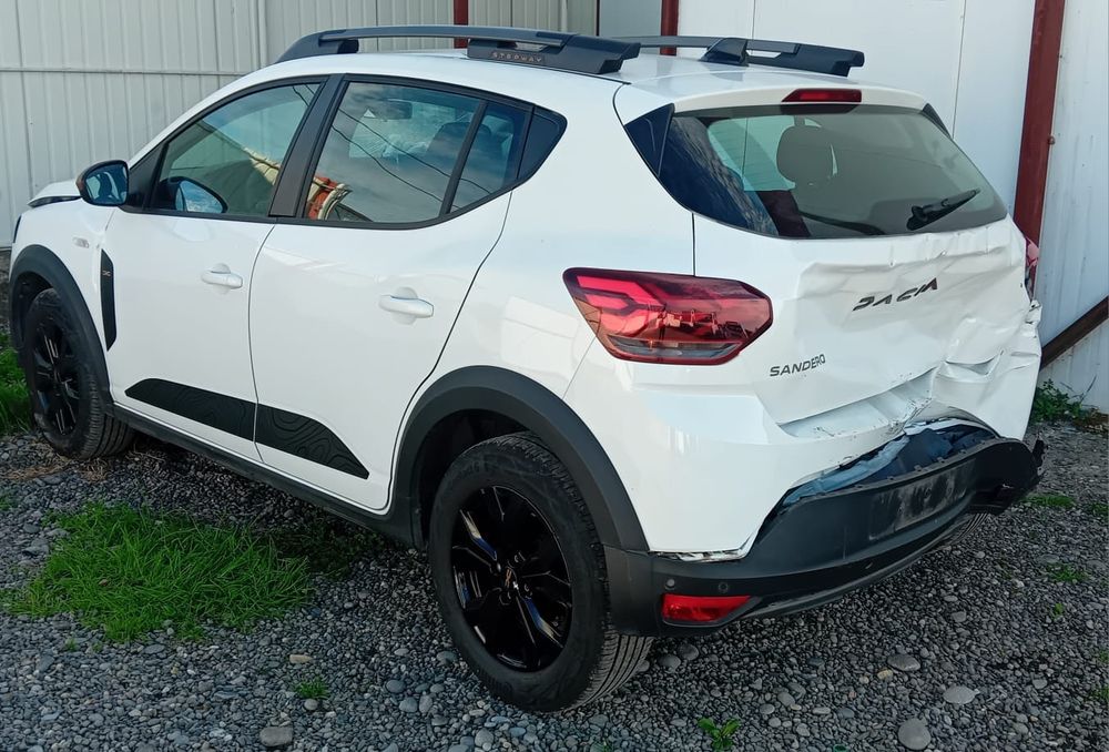 Dacia Sandero Stepway Avariat fab 2023 Stepway EXtreme +  25000km GPL