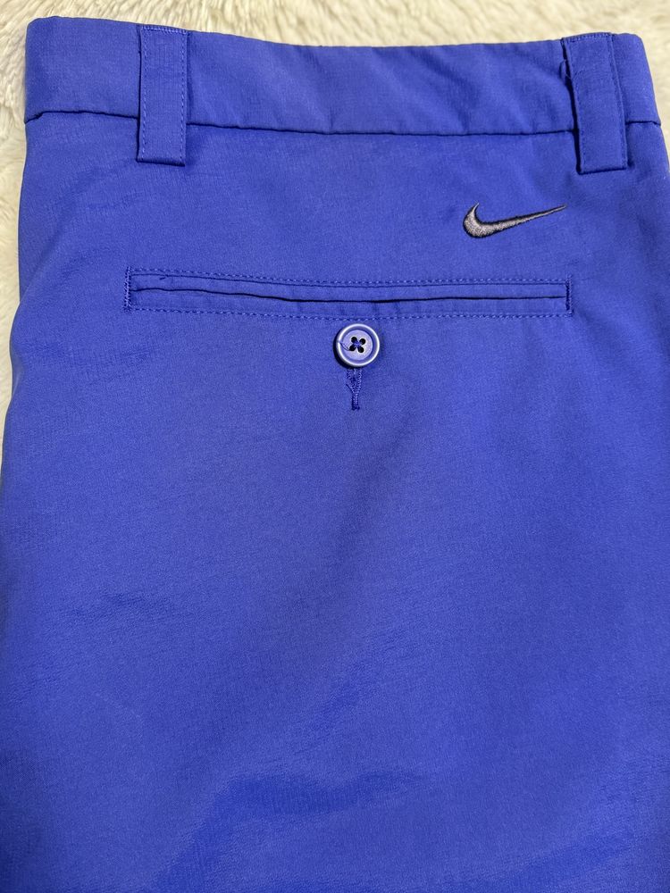 Pantaloni scurti NIKE