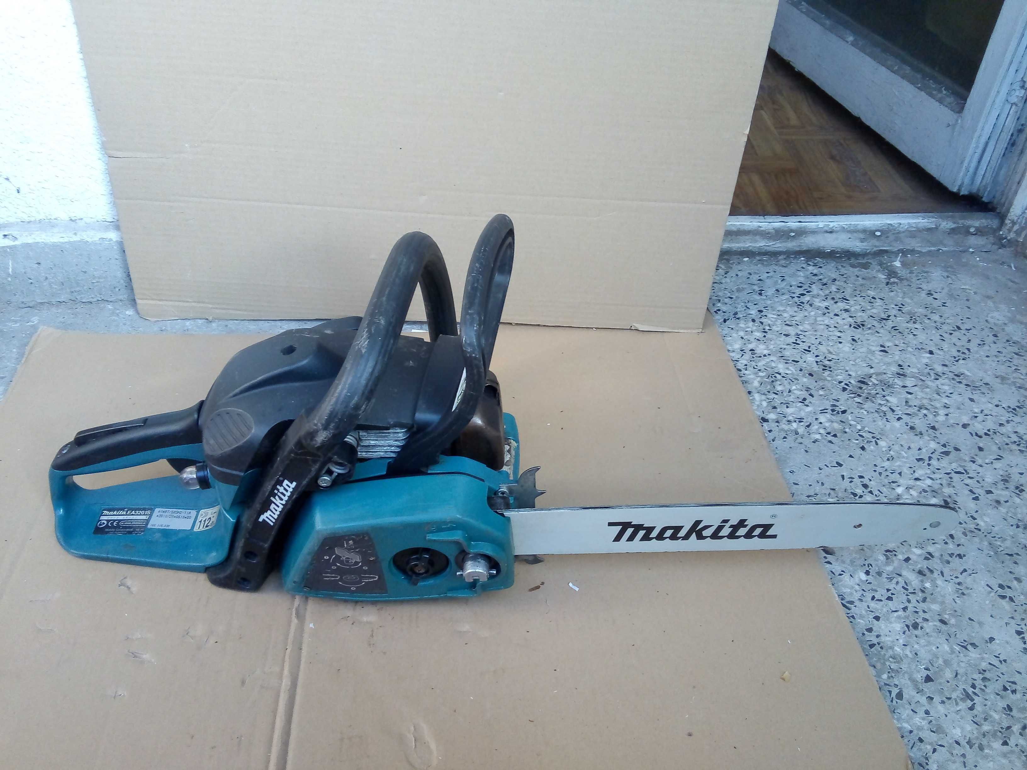 моторен трион MAKITA EA3201S - 32 кубика оригинал японски  отличен