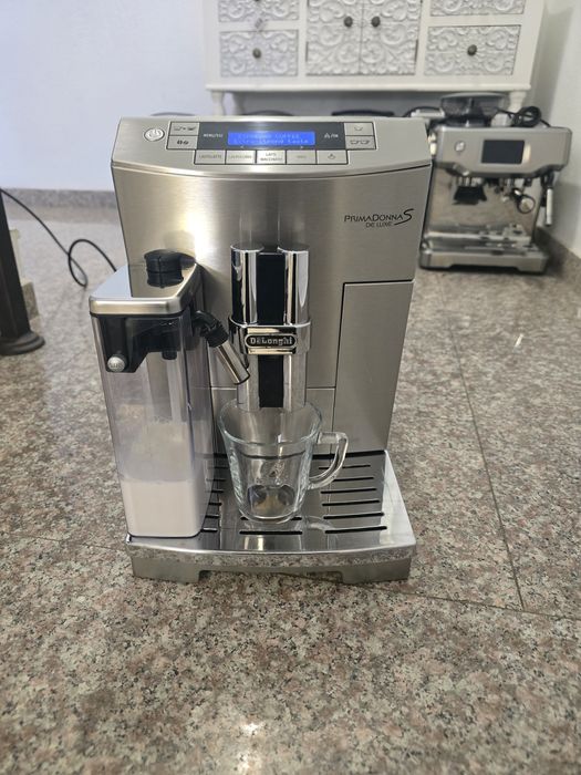 Кафемашина Delonghi primadonna s deluxe