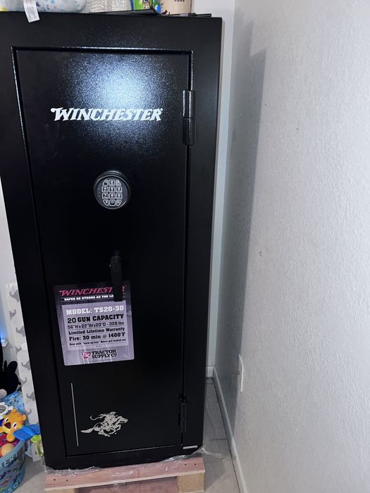 Оръжеен Сейф Winchester - Нов!