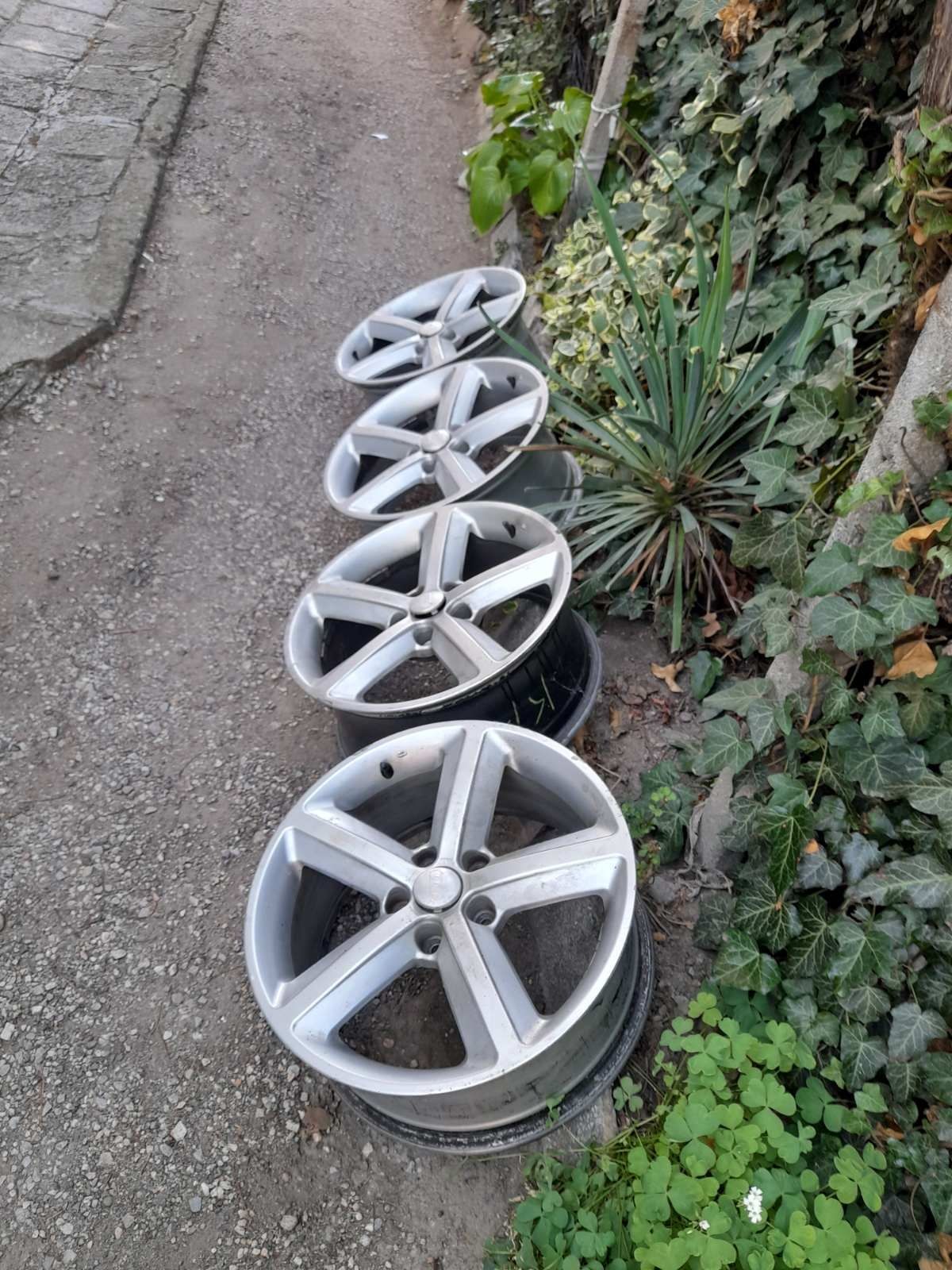 Джанти 17" 5/112 за AUDI