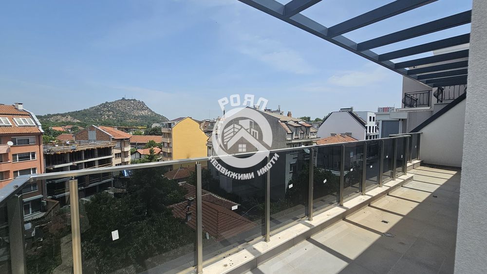 Продава се Тристаен апартамент в Пловдив, Кючук Париж - 281 кв.м за 819 €/кв.м - Снимка #7