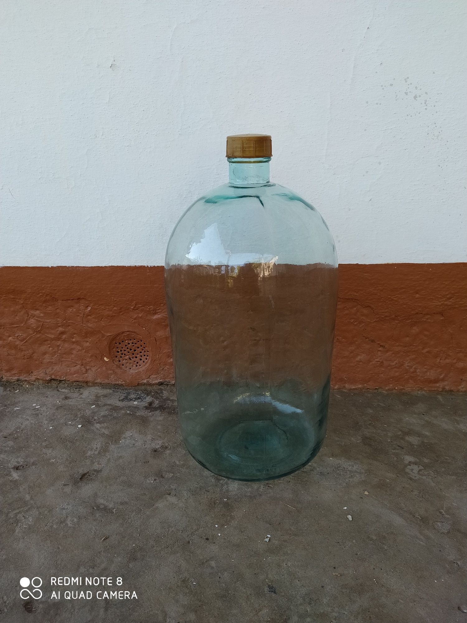 Бутылка 20 литровый для жидких, сыпучих и химически лабараторных ж-ей