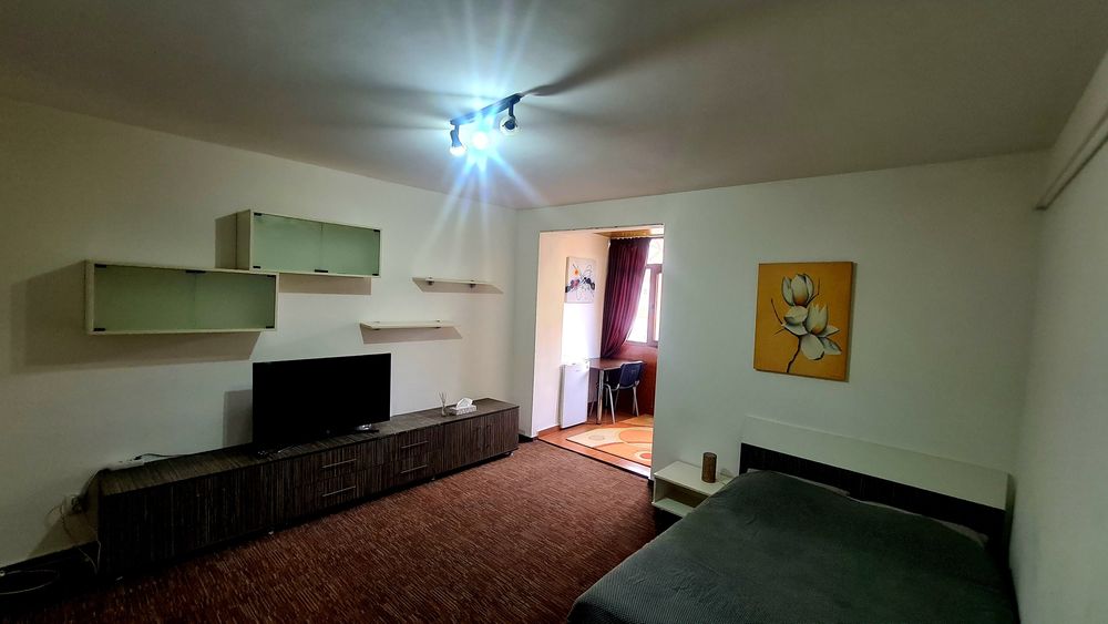 Închiriere Garsoniera 28 mp confort 1 str Grivița et1