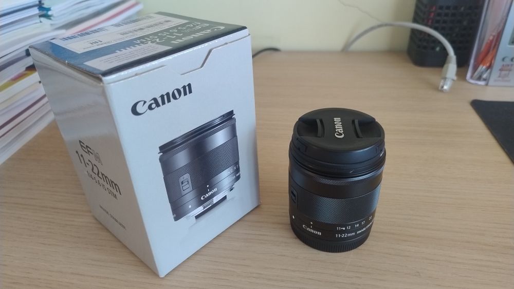 Obiectiv Canon EF-M 11-22