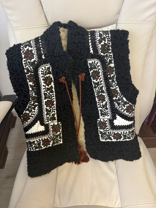 Vand bundita traditionala cu margele