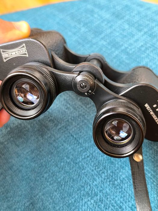 REZERVAT Binoclu made in DDR 8x30 nou,nefolosit (Deltrinem Zeiss)