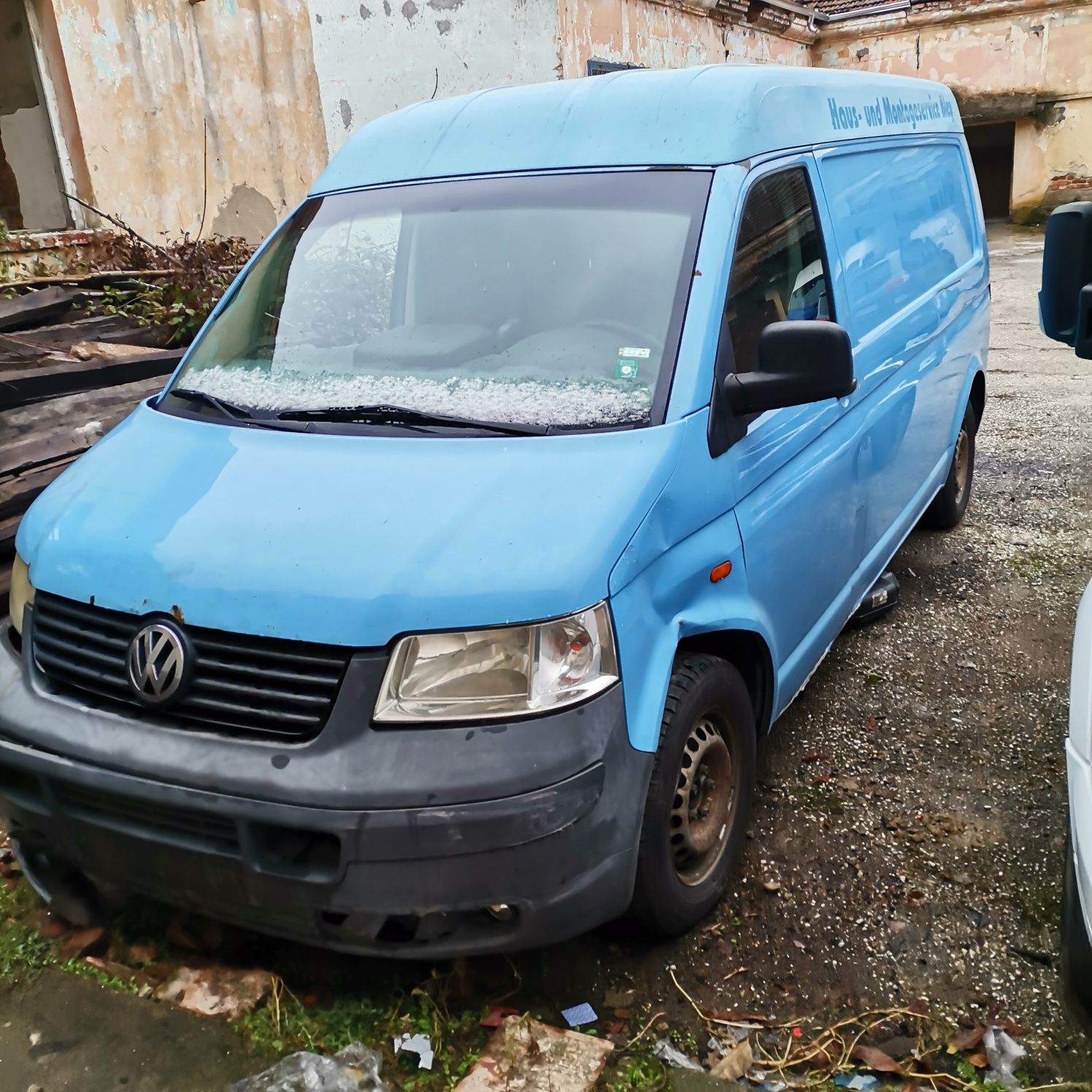 Volkswagen transporter t5 2.5 AXD 2005 На Части