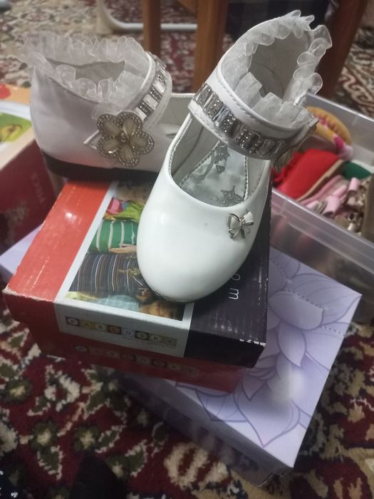 Продаётся детская обувь