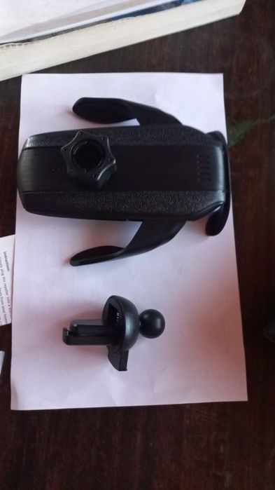 Универсална стойка за телефон за въздухоотвод