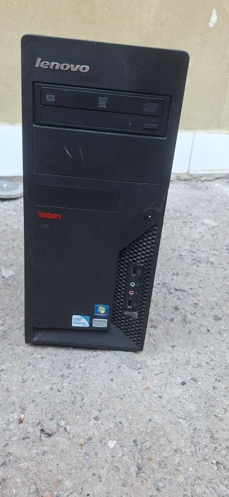 Компютър Lenovoo