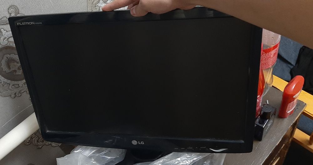 Монитор новый Срочно