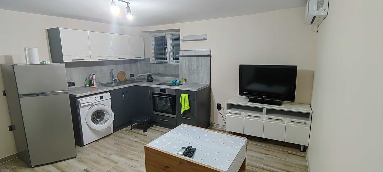 Дава се под наем Двустаен апартамент в Варна, Аспарухово - 40 кв.м за 331.5 € - Снимка #2