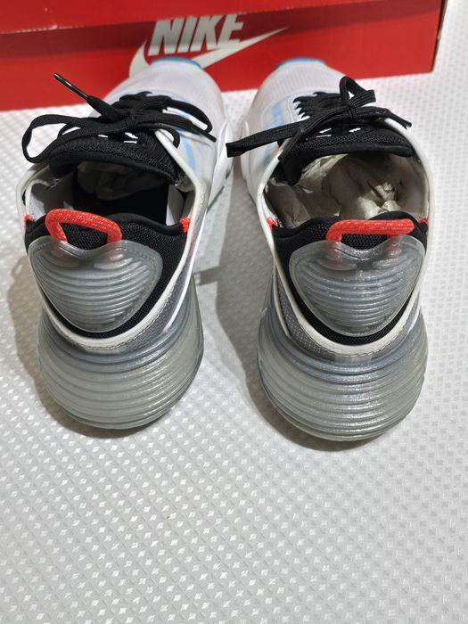 Nike Air Max 2090 Nr 40